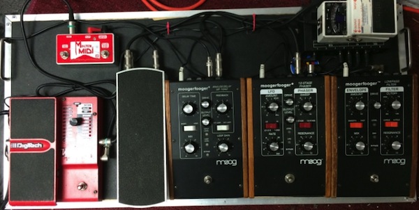 Matthew Vincenty of the band UnderSea pedalboard (with Molten Voltage)